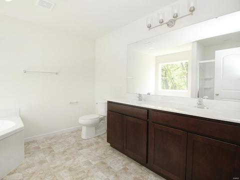 17465 Wyman Ridge Dr, Eureka, MO 63025 photo 8