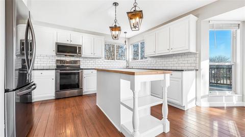 8 Spinning Wheel Ln, O'fallon, MO 63368 photo 4