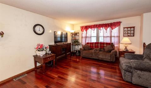 96 S Edward Ct, Eureka, MO 63025 photo 6