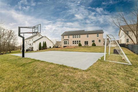 7805 Wind Hill Dr, O'fallon, MO 63368 photo 4