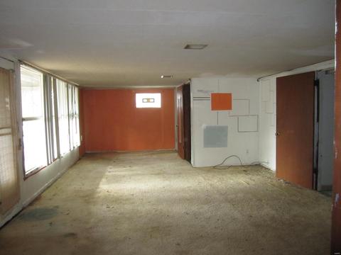 2538 Hackman Dr, Saint Louis, MO 63136 photo 2