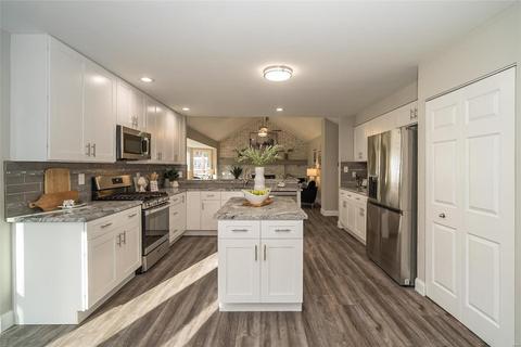 1265 Red Oak Plantation Dr, Ballwin, MO 63021 photo 12