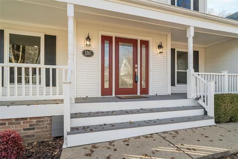 1265 Red Oak Plantation Dr, Ballwin, MO 63021 photo 2