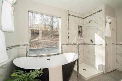 1265 Red Oak Plantation Dr, Ballwin, MO 63021 photo 28