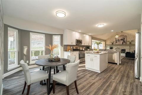 1265 Red Oak Plantation Dr, Ballwin, MO 63021 photo 3