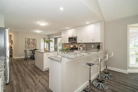 1265 Red Oak Plantation Dr, Ballwin, MO 63021 photo 11