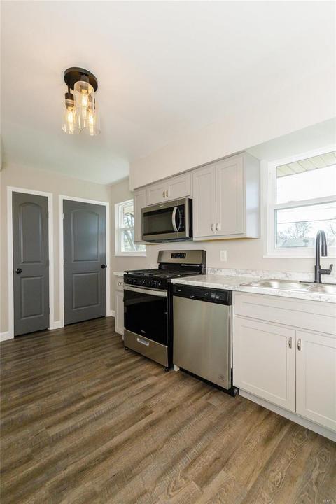 8138 Marilyn Ct, Saint Louis, MO 63134 photo 10