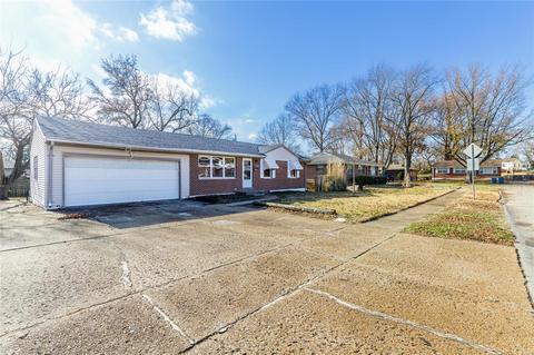 8138 Marilyn Ct, Saint Louis, MO 63134 photo 3