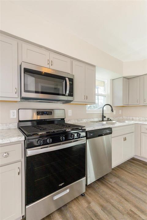 8138 Marilyn Ct, Saint Louis, MO 63134 photo 9
