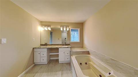 16743 Clayton Rd, Ballwin, MO 63011 photo 8