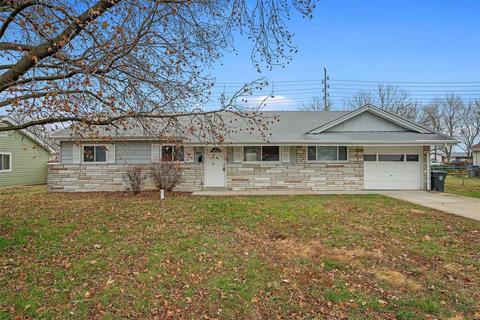 604 Saint Matthew Ave, O'fallon, MO 63366 photo 2