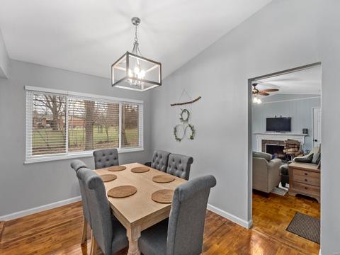 363 Greenbriar Ln, Ballwin, MO 63011 photo 7