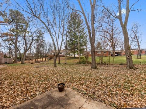 363 Greenbriar Ln, Ballwin, MO 63011 photo 26