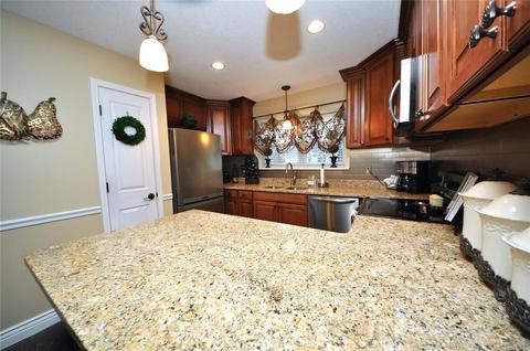 1458 Pepperdine Ct, Ballwin, MO 63021 photo 18