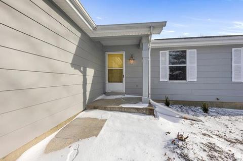6 S Perry Cir, O'fallon, MO 63366 photo 4