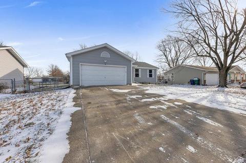 6 S Perry Cir, O'fallon, MO 63366 photo 3