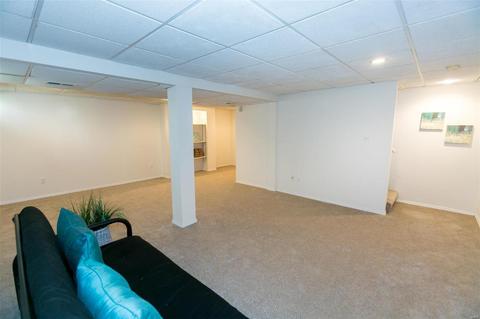 2534 Barrett Place Dr, Ballwin, MO 63021 photo 28