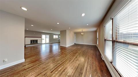 314 Holloway Rd, Ballwin, MO 63011 photo 3