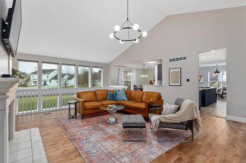 925 Crown Pointe Estates Dr, Wildwood, MO 63021 photo 6