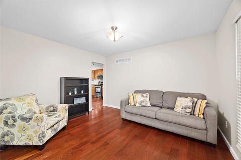 5 Pinehurst Forest Ct, O'fallon, MO 63366 photo 3