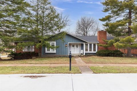 467 Maymont Dr, Ballwin, MO 63011 photo 1