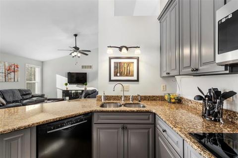2570 Barrett Place Dr, Ballwin, MO 63021 photo 11