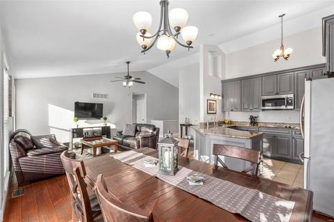 2570 Barrett Place Dr, Ballwin, MO 63021 photo 8