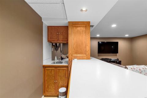 2570 Barrett Place Dr, Ballwin, MO 63021 photo 24