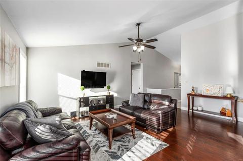 2570 Barrett Place Dr, Ballwin, MO 63021 photo 7