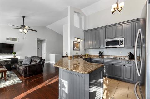 2570 Barrett Place Dr, Ballwin, MO 63021 photo 12