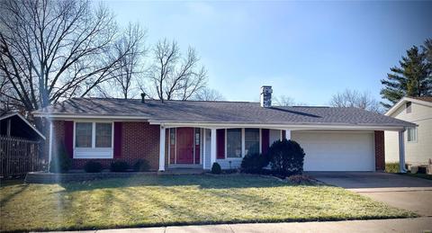 512 Blazedwood Dr, Ballwin, MO 63021 photo 1