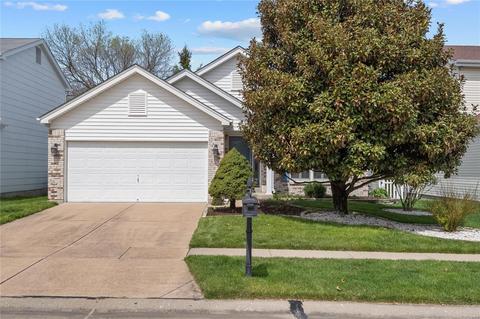 2563 Barrett Place Dr, Ballwin, MO 63021 photo 1