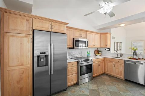 2563 Barrett Place Dr, Ballwin, MO 63021 photo 11