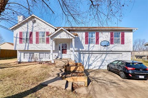 4 E Crestview, O'fallon, MO 63366 photo 2