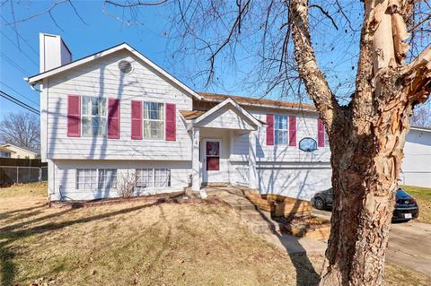 4 E Crestview, O'fallon, MO 63366 photo 3