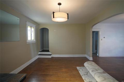 431 Hern, Saint Louis, MO 63135 photo 4
