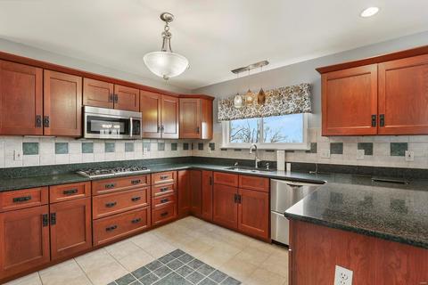792 Top Notch Ln, Eureka, MO 63025 photo 11