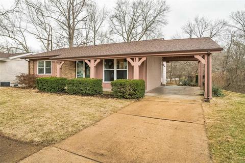 641 Turfwood Dr, Ballwin, MO 63021 photo 2