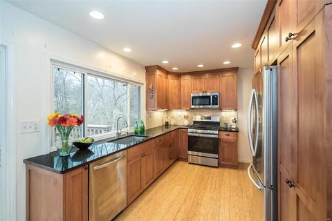 641 Turfwood Dr, Ballwin, MO 63021 photo 18