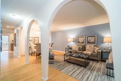 641 Turfwood Dr, Ballwin, MO 63021 photo 5