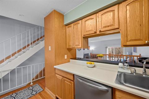 1220 Wicklow Rd #E, Ballwin, MO 63021 photo 5