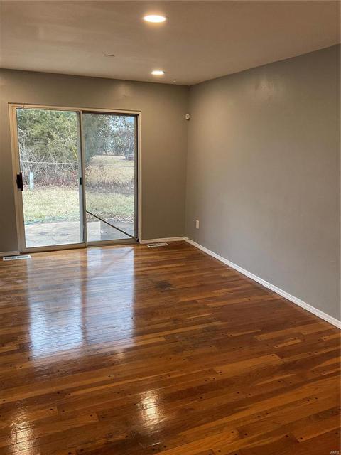 5369 Priorybrook Rd, Black Jack, MO 63033 photo 10