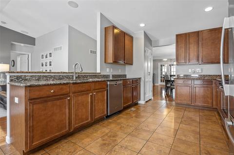 758 Grace View Ct, Eureka, MO 63025 photo 12