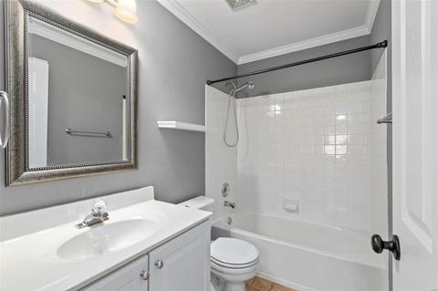 1257 Arbor Bluff Cir, Ballwin, MO 63021 photo 22