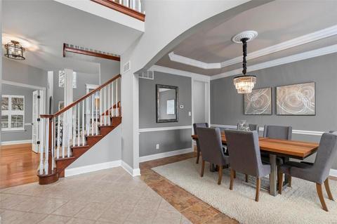 1257 Arbor Bluff Cir, Ballwin, MO 63021 photo 3