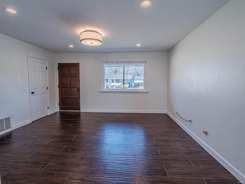 907 Taylor Pl, O'fallon, MO 63366 photo 3