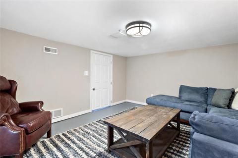 223 E Jackson Rd, Saint Louis, MO 63119 photo 20