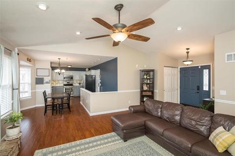 41 N Meadow Dr, O'fallon, MO 63366 photo 9