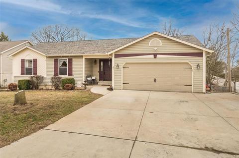 41 N Meadow Dr, O'fallon, MO 63366 photo 3