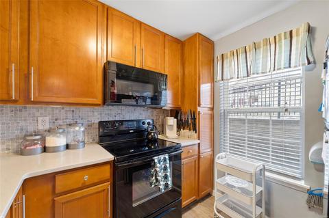 6103 Spring River Dr, O'fallon, MO 63368 photo 8